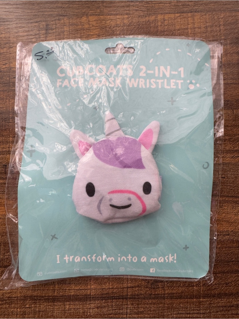 Cubcoats 2 In 1 Unicorn Face Mask Wristlet For Kids New Sealed